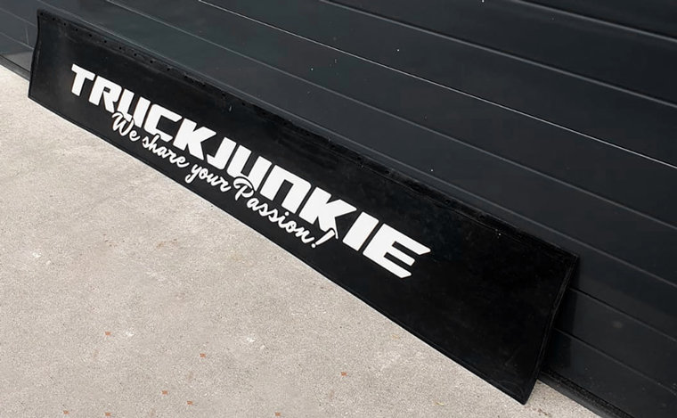 SPATLAP RUBBER ACHTERBUMPER TRUCKJUNKIE