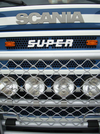 Super logo grill