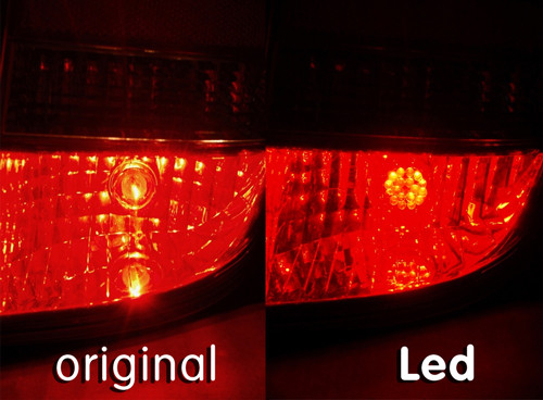 LAMPADA LED ROSSO - 24 DIODI P21W BA15s